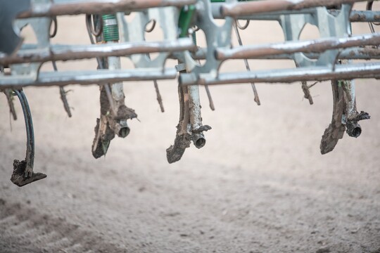 Um Emissionen zu reduzieren, muss die Gülle unmittelbar eingearbeitet werden.