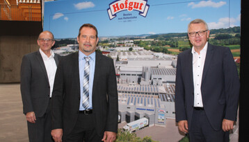  Zufrieden mit dem Gesch�ftsjahr 2020 zeigten sich v.l. Manfred Olbrich, Vorsitzender; Ralf Klenk, Aufsichtsratsvorsitzender und Martin Boschet, gesch�ftsf�hrender Vorstand. 
