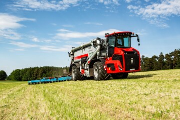  Der neue Holmer Terra Variant 650 mit stufenlosem Getriebe.