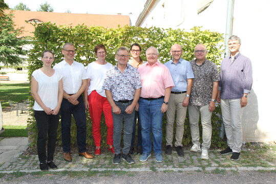 Von den aktuell immer noch hohen Herausforderungen lie�en sich die Referenten und die Vorstandsmitglieder des S�chsischen Gefl�gelwirtschaftsverbandes nicht die Launde verderben.