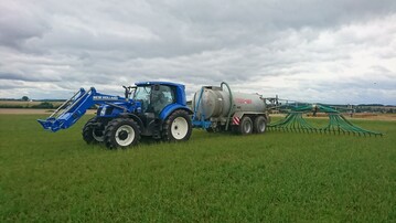 Winfried Vees testete den Methantraktor überwiegend bei der Gülleausbringung.