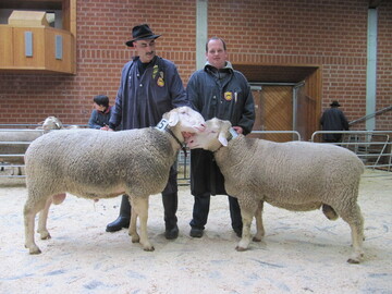  Ulrich Feil, Vorsitzender Abt. Herdbuchzuchten des LSV und Z�chter Karl-Martin Bauer
