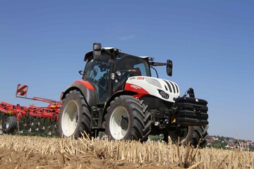 Mit dem Expert CVT erweitert STEYR das Traktorenprogramm im Leistungssegment zwischen 100 und 130 PS. 