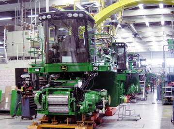 Nach unerwartet guten Verkaufszahlen im Jahr 2015 hat sich der Absatz von Feldh�ckslern 2016 um mehr als zehn Prozent reduziert und auf niedrigem Niveau eingependelt.