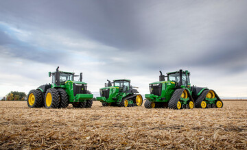 John Deere startet mit neuen Traktoren der Serie 9 in die Saison