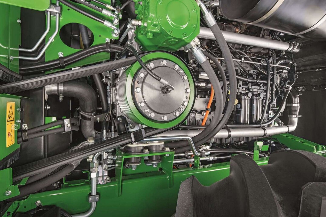 Die Motoren mit 18 Litern Hubraum leisen bis zu 787 PS.