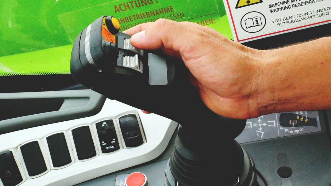 Der Turbofarmer XXL von Merlo hat 170 PS Motorleistung, 6,5 Tonnen Hubkraft und neun Meter Hubhöhe.