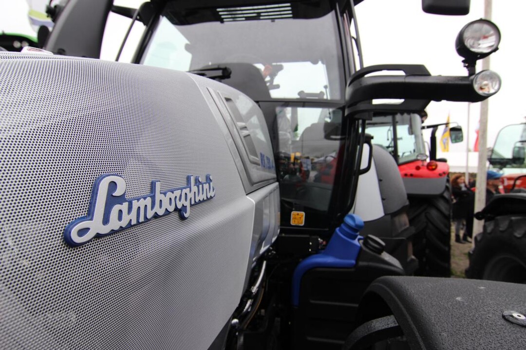 Lamborghini kennt jeder - auf der Muswiese sind die starken Traktoren aus Italien zu sehen.