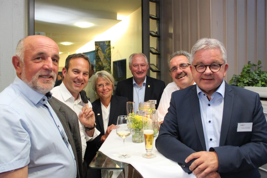 Werner R�pple, Raimund Haser (CDU), Gabriele Reich-Gutjahr (FDP), August Schuler (CDU), Karl Rombach (CDU) und Minister Guido Wolf (CDU)