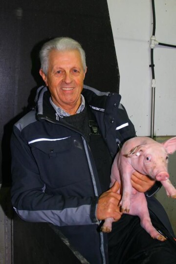 Sauenhalter G�nther Luidthardt aus Ingersheim