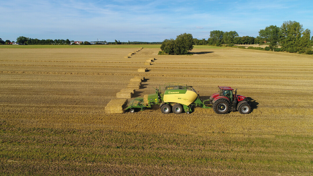 Krone hat für den Ballensammelwagen BaleCollect eine GPS gesteuerte Ablage entwickelt.