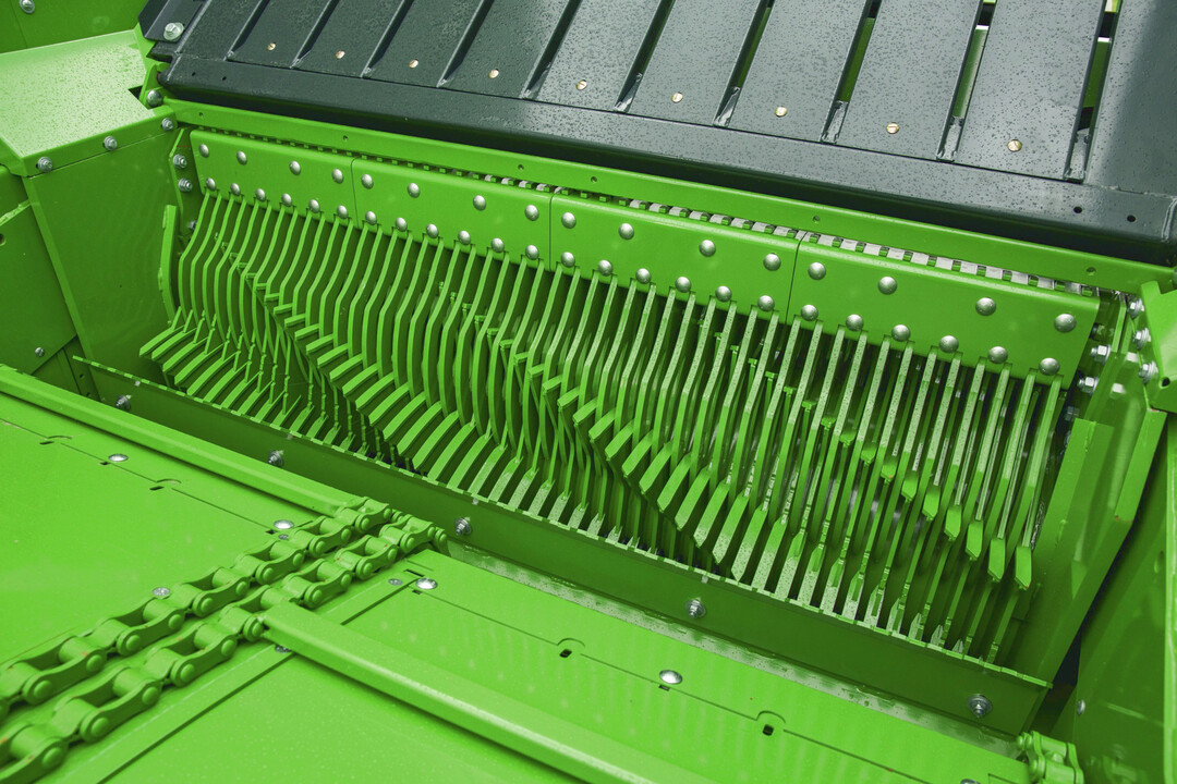 Der �berarbeitete Schneid- und F�rderrotor sorgt f�r eine nochmals verbesserte Schnittqualit�t, wie z.B. beim ZX.