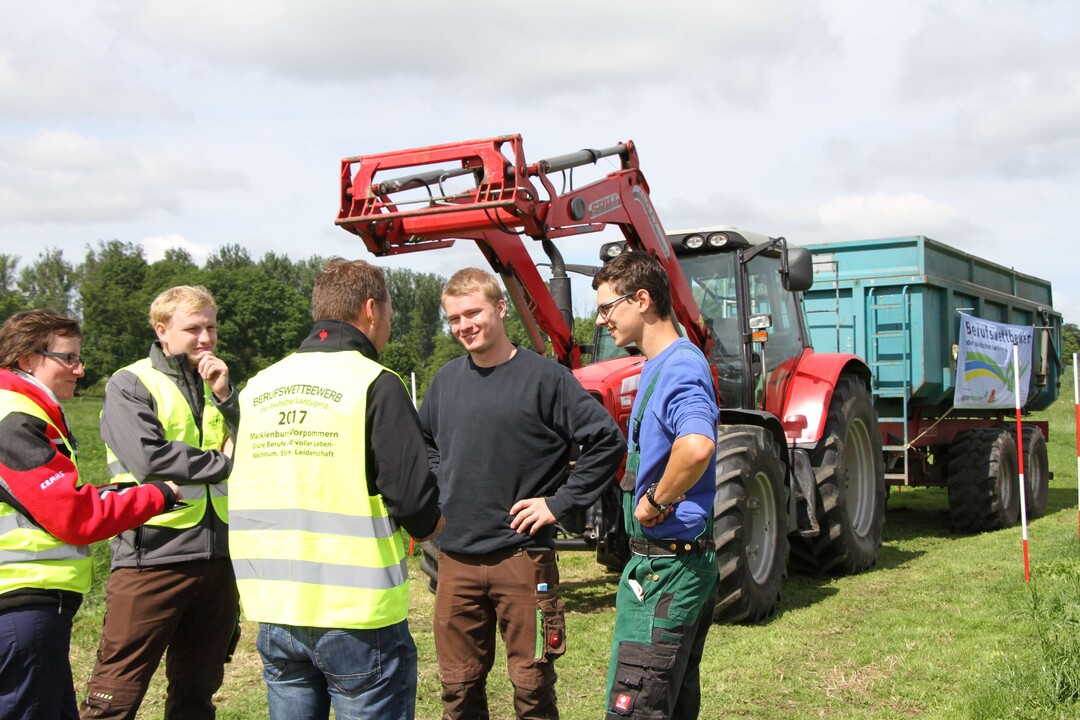 Nachdem die Aufgabe erledigt war, gab es ein Feedback-Gespr�ch mit den Richtern.