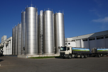 Milchwerke Schwaben: Das Absatzvolumen der Molkereigenossenschaft lag 2019 bei 33.433 Tonnen Käse und SB-Käse und stieg damit um 8,9 Prozent gegenüber dem Vorjahr an.