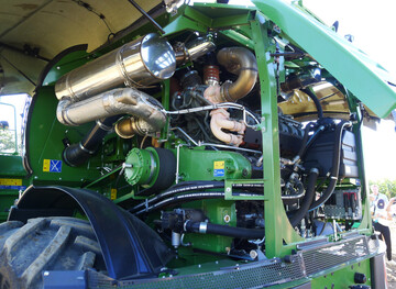 Aus physikalischer Sicht hat die Landtechnicbranche an vielen Stellen bereits das Maximum dessen erreicht, was die Motorenoptimierung hergibt. Die Zukunft der Kraftstoffeffizienz wird daher in der Gesamtmaschinenoptimierung und vor allem im Prozess gesehen.