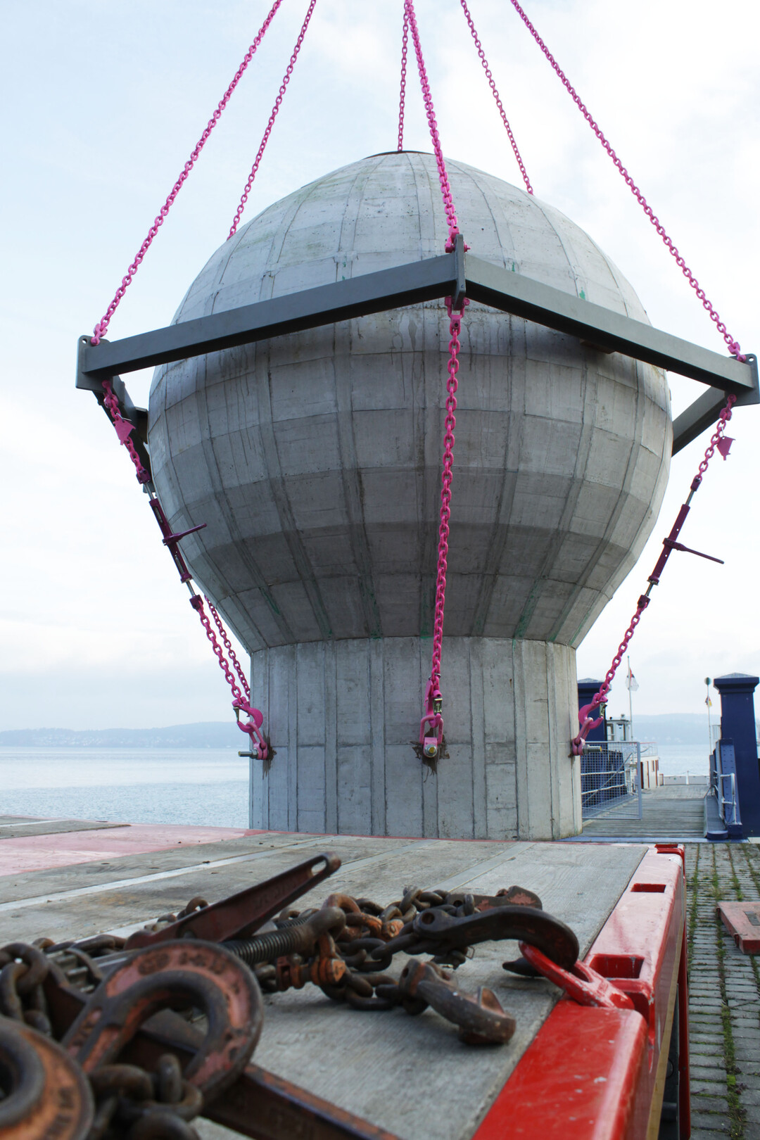 Projekt StEnSea: Abladen im F�hrhafen in Konstanz am 2.11.2016