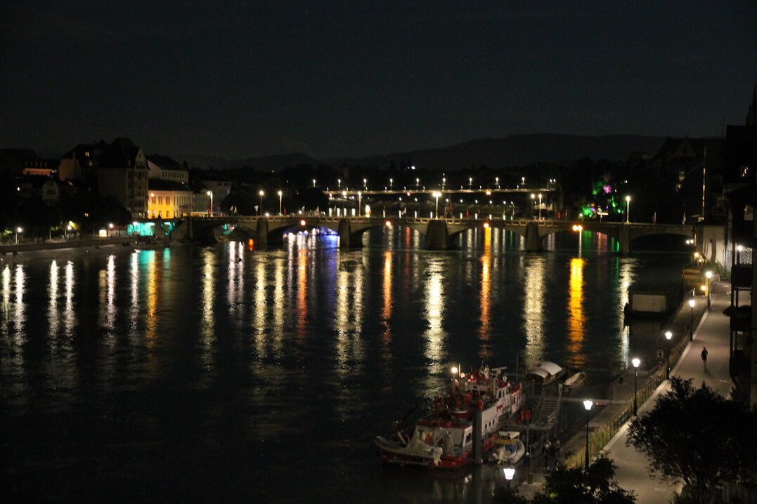   Gew�sser sind besonders von Lichtverschmutzung betroffen.