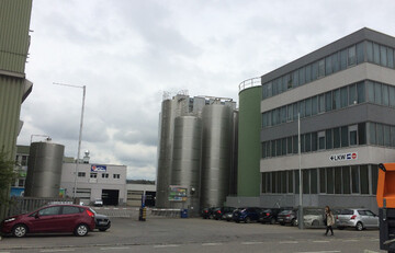 Die Gesch�fte der Omira am Standort in Ravensburg sollen k�nftig von der franz�sischen Lactalis-Gruppe gesteuert werden.