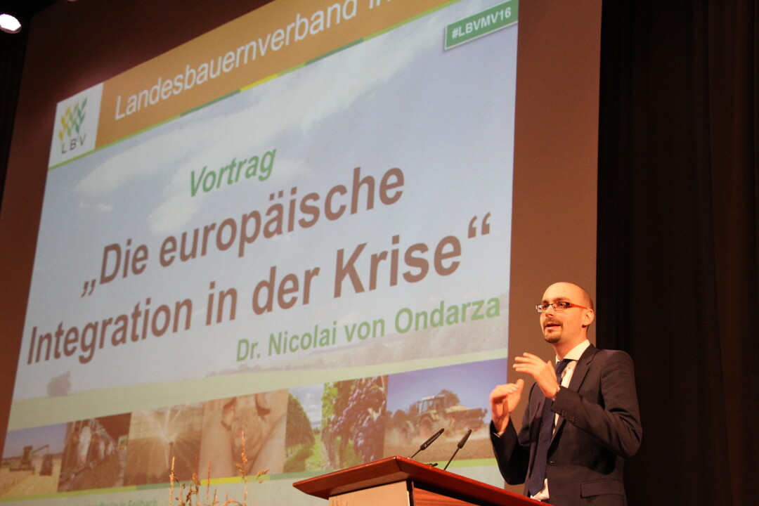 Dr. Nicolai von Ondarza ist Gastredner bei der LBV-Mitgliederversammlung