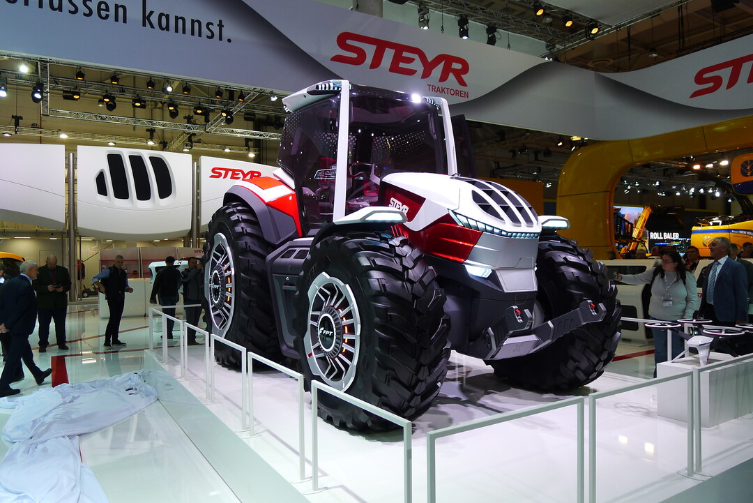 Steyr Konzeptstudie eines Hybridtraktors