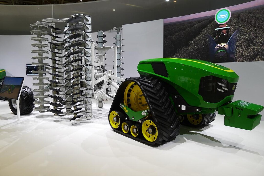 ...autonome Bodenbearbeitung.