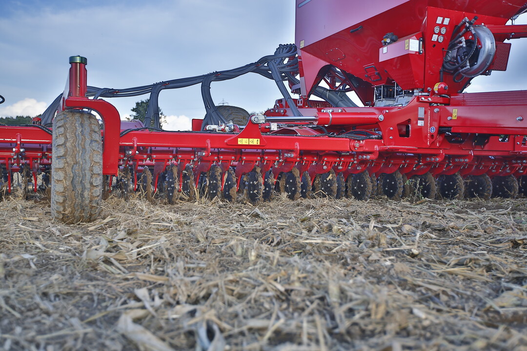 Die Pronto NT Reihe wird mit neuen Arbeitsbreiten um 6, 8 und 9 m erweitert.