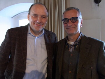 Aus gesunden K�lbern werden leistungsf�hige K�he: Dr. Peter Zieger, Zoetis Deutschland, und Dr. Frank Bootz vom Arbeitskreis Oberschw�bischer Rinderpraktiker.