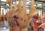 Das gute Wetter und der Start in die Grillsaison haben die Nachfrage nach Schweinefleisch angekurbelt