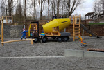 Erlebnisspielplatz von Liebherr: Rutschen, klettern und baggern auf über 1300 Quadratmetern