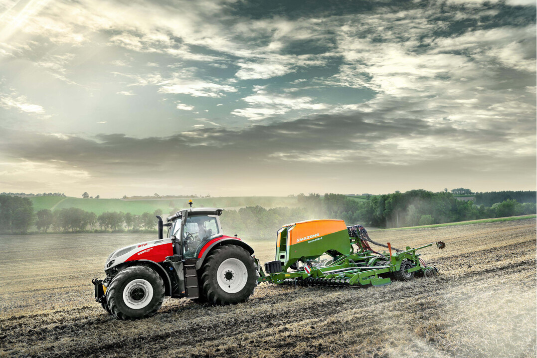 Steyr Terrus CVT beim s�en