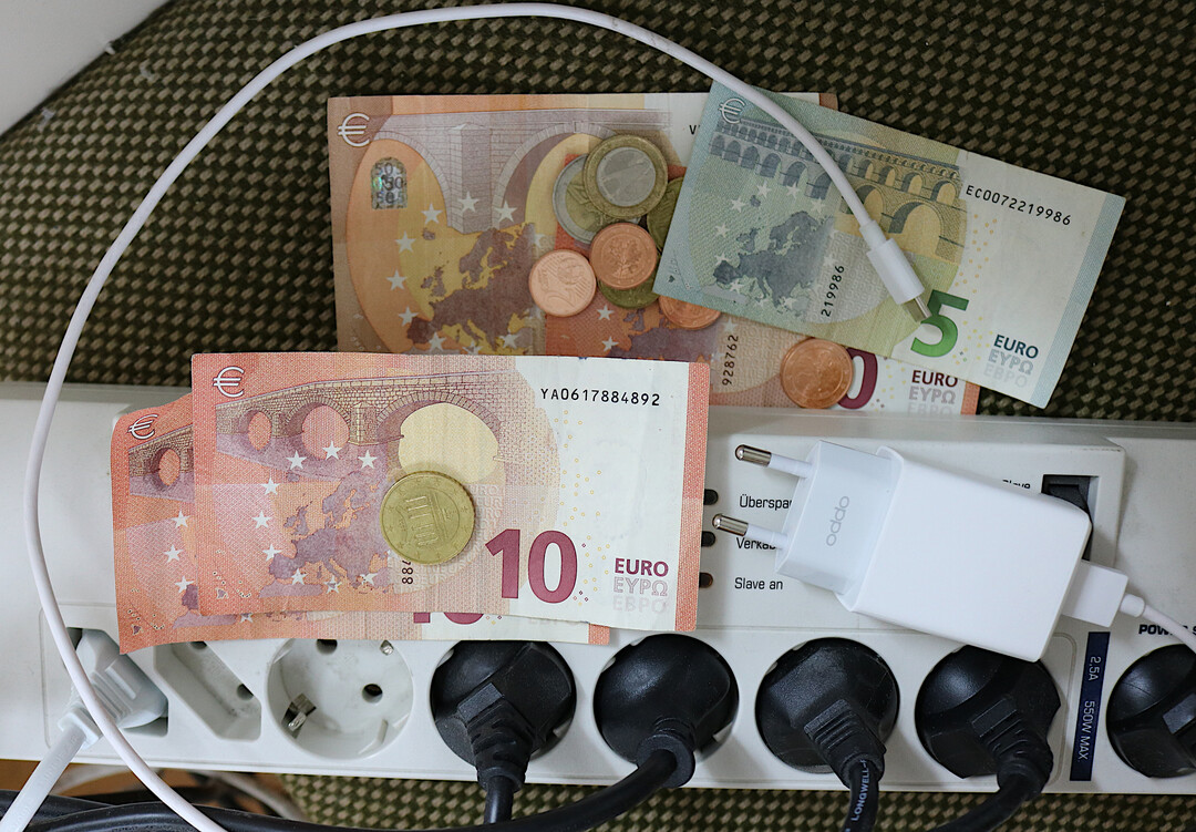 Vom Hauptzollamt wird vier Mal so viel Stromsteuer wie bisher erstattet: Der Entlastungsbeitrag wurde von 5,13 Euro auf 20 Euro pro Megawattstunde angehoben.