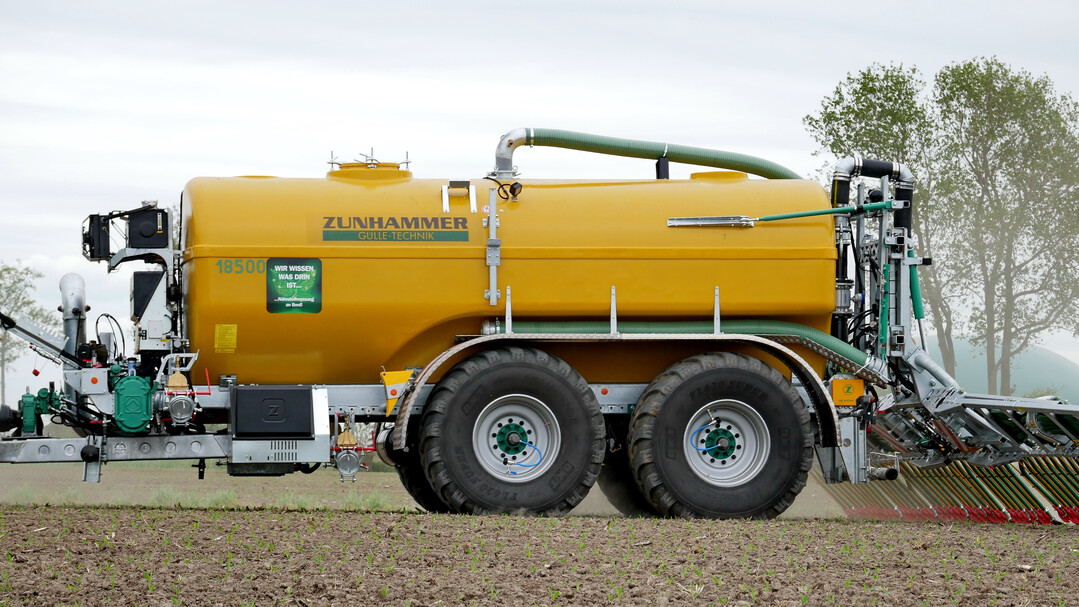   Der NIR-Sensor von Zunhammer ist nun mehrfach nutzbar, auch auf den Feldh�ckslern von Krone.&nbsp;