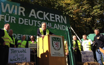 DBV-Pr�sident Joachim Rukwied auf der Kundgebung in Fulda anl�sslich der Agrarministerkonferenz (AMK) 