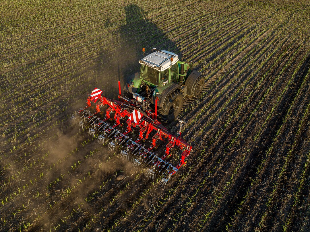 Väderstad hat jetzt Hackmaschine im Programm.