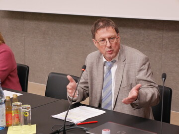 Horst Wenk, stellvertretender Hauptgeschäftsführer des Landesbauernverbandes in Baden-Württemberg (LBV), fordert bei der GAP-Anörung von Bündnis 90/Die Grünen am 13. November 2018 im Landtag in Stuttgart eine einfache, ergebnisorientierte, praxistaugliche Agrarpolitik.