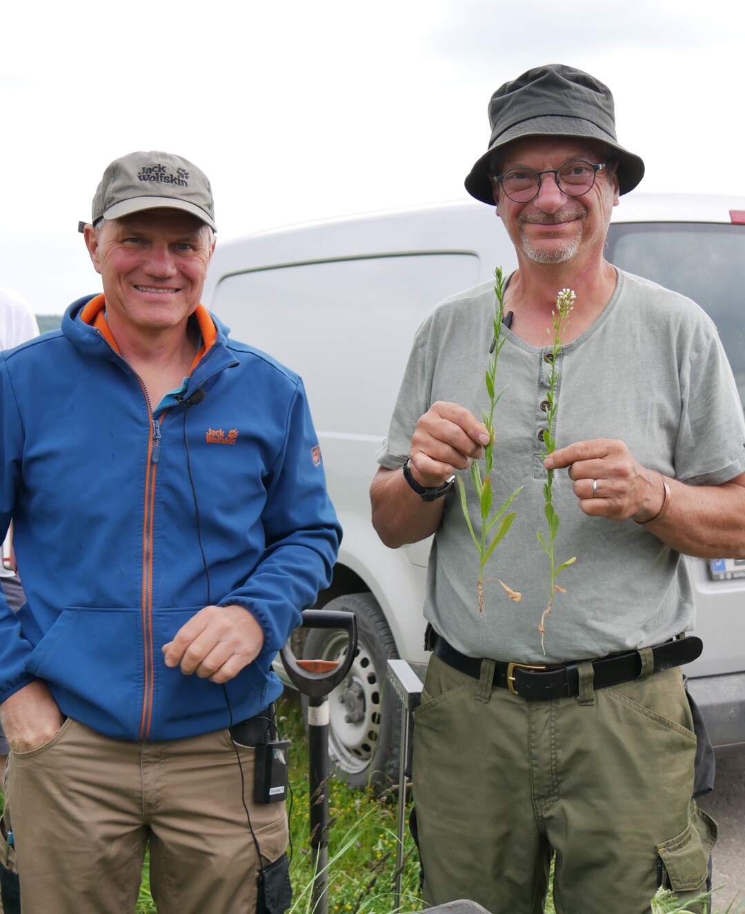 Friedrich Wenz und Dietmar N�ser (r.) lehren im Bodenkurs.