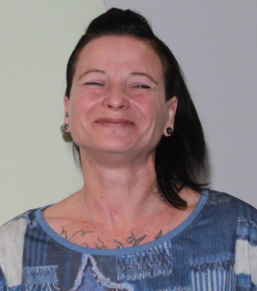 Claudia Wirth wird für ihr langjähriges, herausragendes ehrenamtliches Engagement für die Notstation für Meerschweinchen ausgezeichnet.