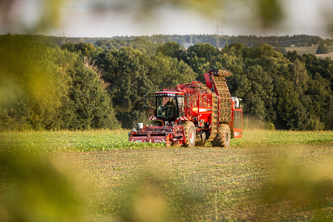 Holmer und sein neuer Servicepartner ZG Raiffeisen Technik haben f�r die Kunden die Holmer-Maschinen immer im Fokus. 